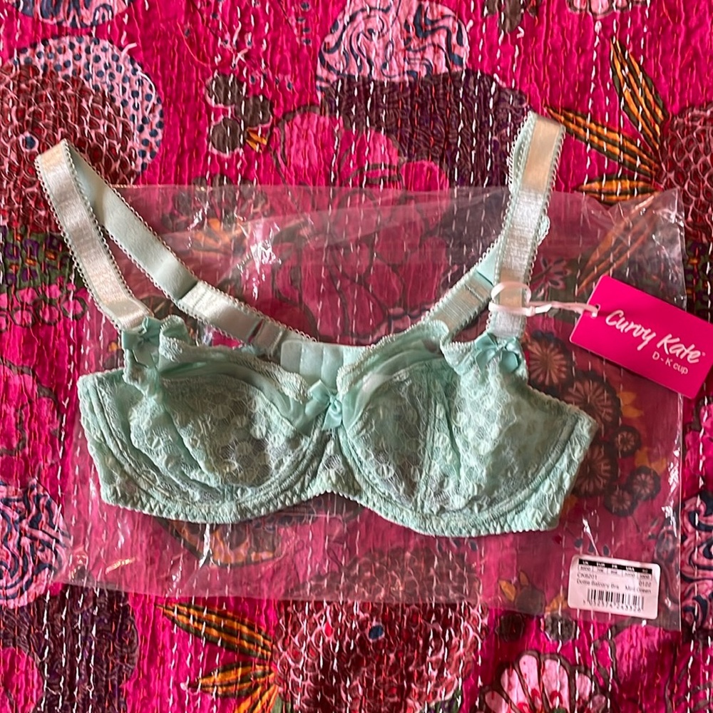 NWT Curvy Kate Dottie Balcony Bra